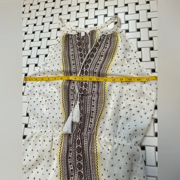 Gray and White Sleeveless Halter Maxi Dress - Picture 7 of 8